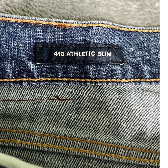 Men’s Lucky Brand 410 Athletic Slim Jeans 38-32 Blue Wash — Excellent Condition - Picture 5 of 11